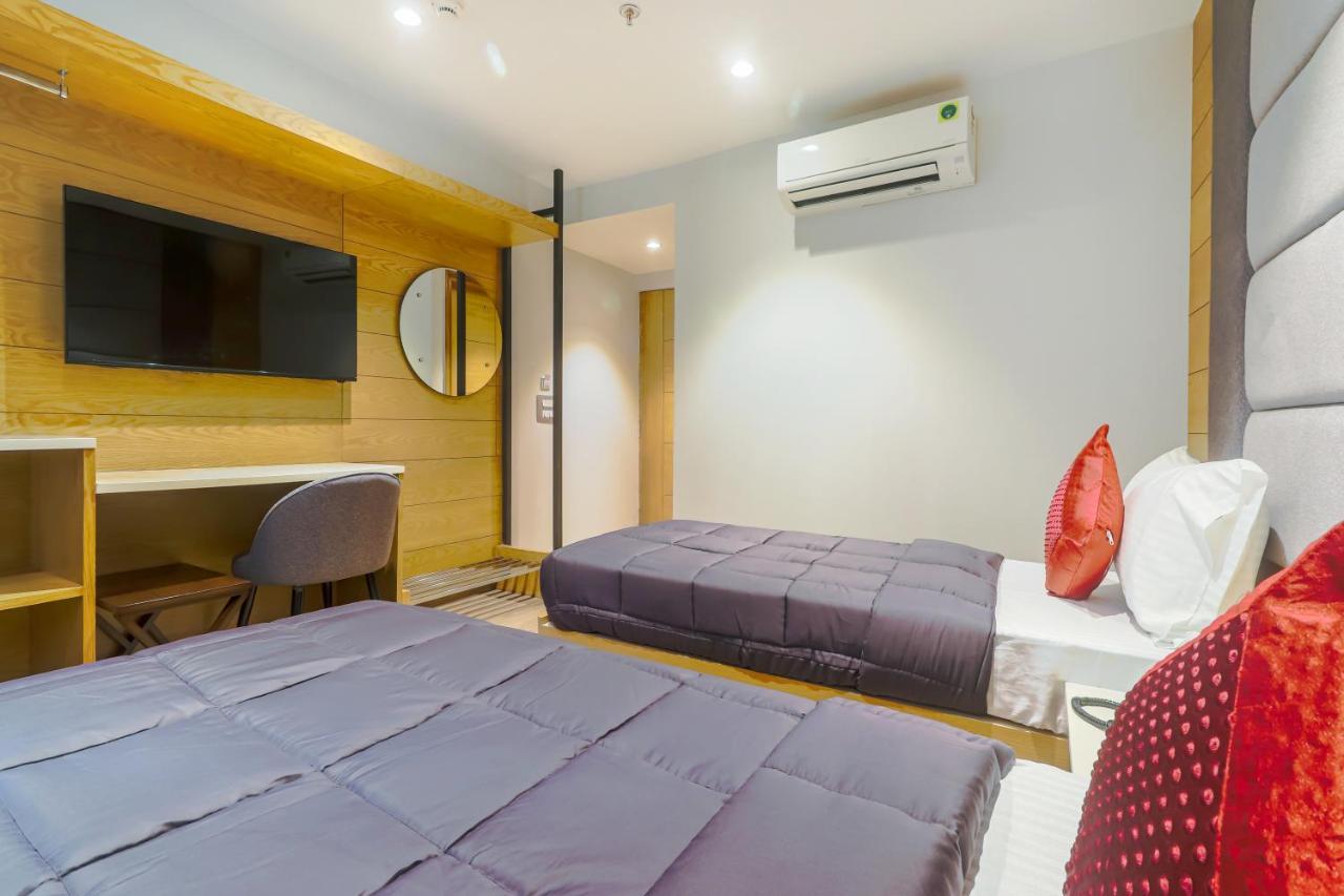 Hotel Bricks, Karol Bagh, New Delhi Екстериор снимка