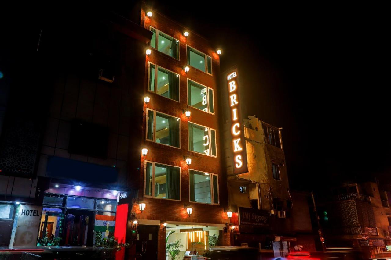 Hotel Bricks, Karol Bagh, New Delhi Екстериор снимка