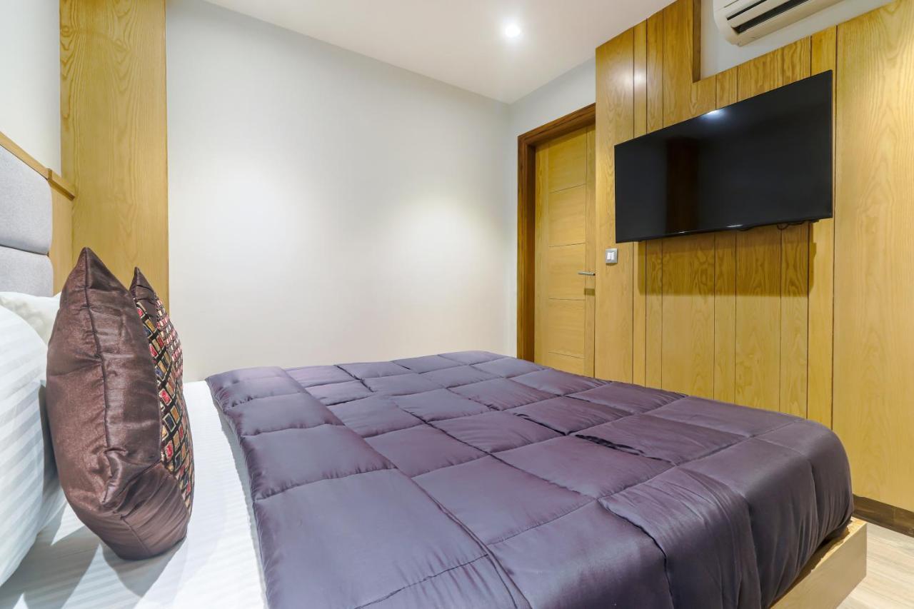 Hotel Bricks, Karol Bagh, New Delhi Екстериор снимка